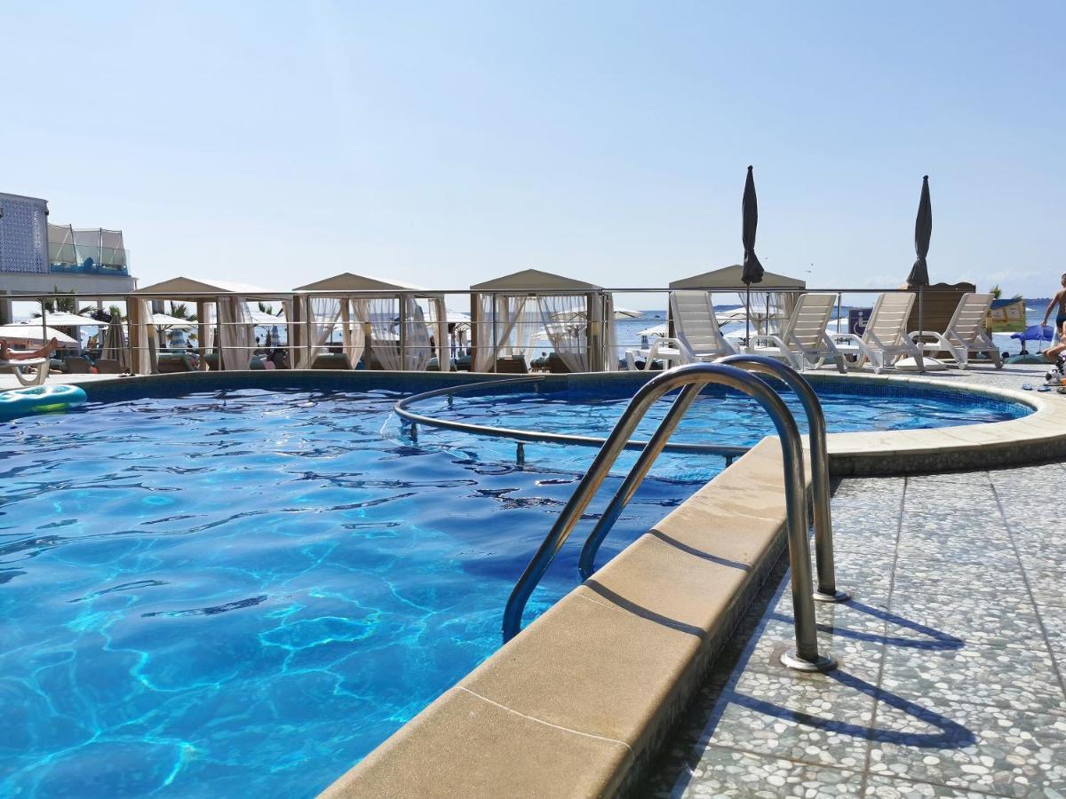 Beachfront Smart Homes By Marty'S Σάνι Μπιτς Εξωτερικό φωτογραφία